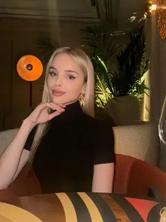 Bozena profile in Dubai