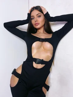 Isabella profile in Dubai