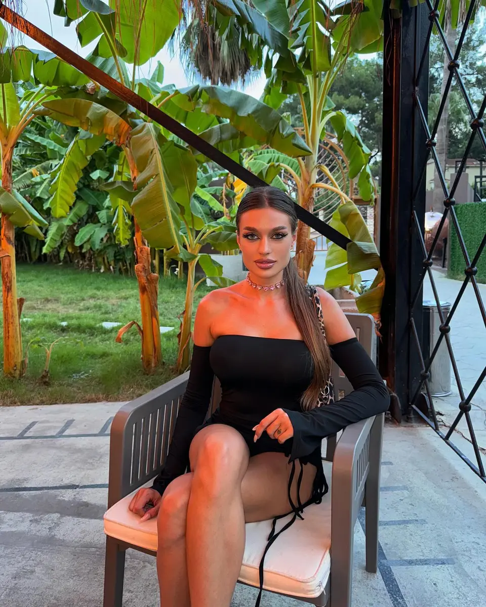 Lora profile in Dubai