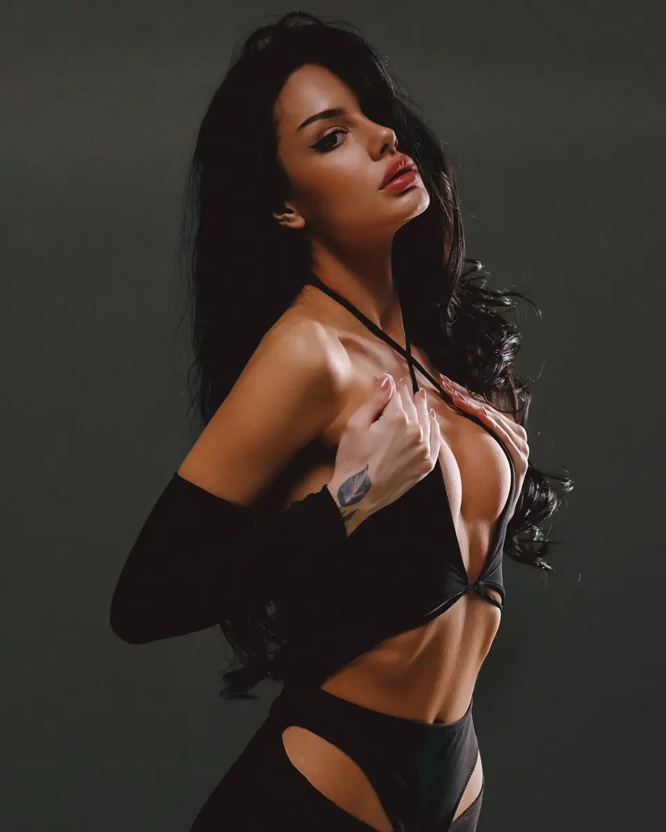 Oana profile in Dubai