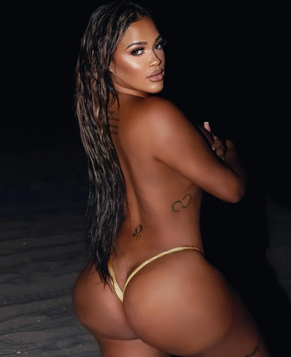 Sofia profile in Dubai