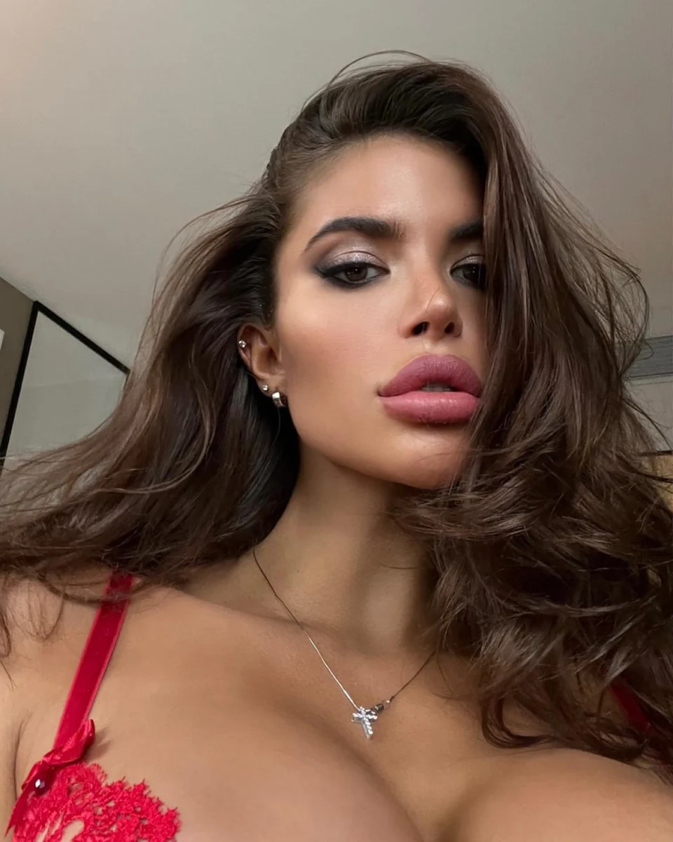 Valeria profile in Dubai